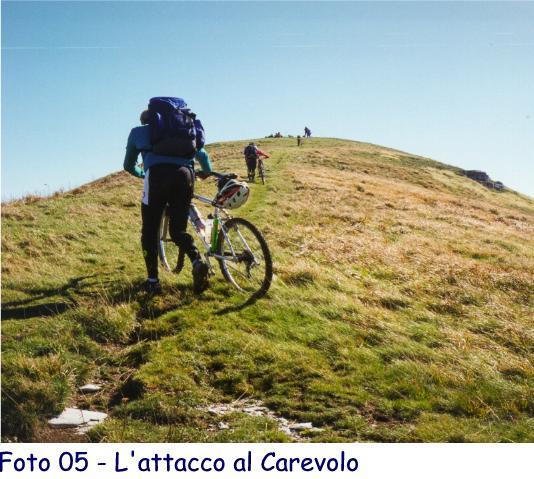 1 a tappa permesso di scaldarci bene e di affrontare finalmente, dal Passo del Mercatello, i sentieri in single treck sulla dorsale tra la val Aveto e la val Nure.