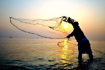 pescatori di uomini. Un discepolo è impegnato nella missione di Cristo. Gesù è venuto sulla terra per salvare ciò che significava tutto per lui: la gente come te e come me. Giovanni 8:21-24.