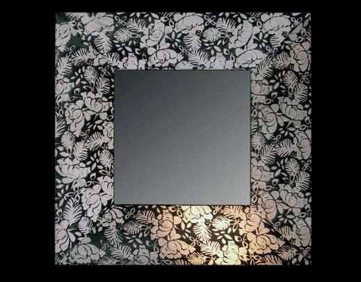 cm 2202/VITF3 Specchio con cornice in legno rivestito in Vitello Mirror with wooden frame with calfskin 