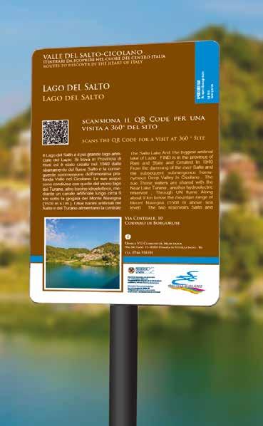 SEGNALETICA TURISTICA INTERATTIVA Pannello di Informazione turistica dei Monumenti Pannello di informazione turistica con descrizioni e indicazioni sintetiche in lingua italiana e inglese, QrCode e