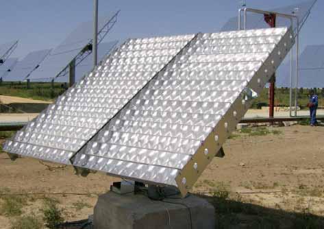 Energia dal Sole Fotovoltaico a concentrazione Concentratore di Fresnel 2,5 m x 2,5 m 800 W