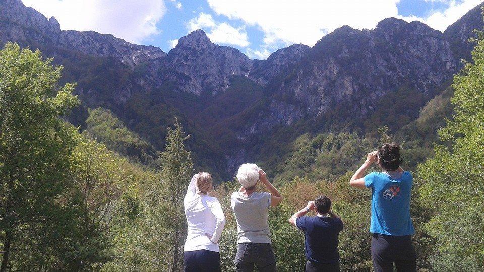 Trekking, Bear watching, campi scuola,