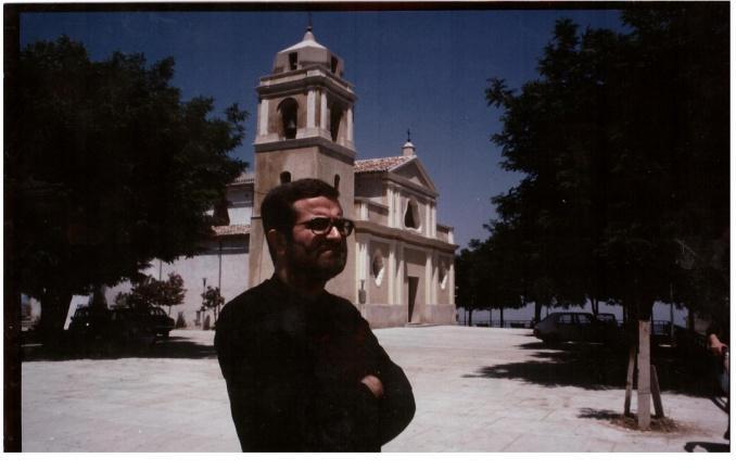 chiesa viene riportata allo splendore ed alla misticità bizantina. ( nella foto il nostro parroco Don Vittorio Scirchio, appena arrivato a S.