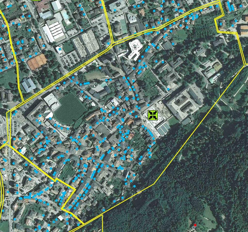 N AREA 0 8 Denominazione: Istituto Marie Curie, Tegazzo superficie (mq.) 8.000 ca. tipo di fondo ASFALTO, PIASTRE, PRATO tipologia parcheggio ill.