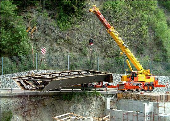 MODALITA REALIZZATIVE IMPALCATI in acciaio e misti Varo con travi