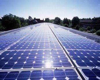 Fotovoltaico Solare fotovoltaico La tecnologia fotovoltaica consiste nella trasformazione diretta della radiazione del sole in energia elettrica per effetto fotoelettrico Concetti base Tipi di