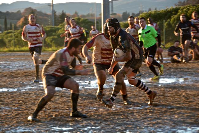 CUS Sien Rugby vce tro Livorno: tutte prime le squdre - FOTO Il tecnico primi muti gioco Frncesco ldue prtit Screstno èmischi mostrt h potuto tentà schierre fuori dl formzione come.