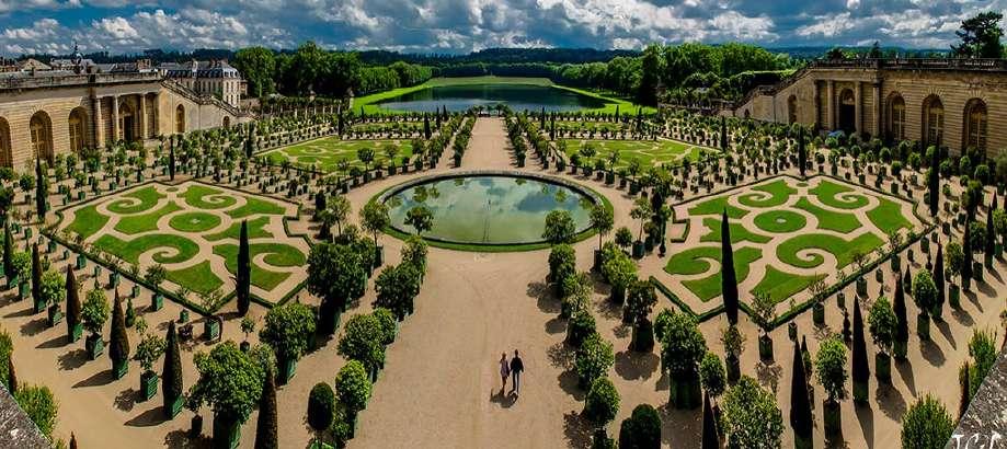 Versailles Dichiarata patrimonio dell Umanità dall UNESCO più di trent anni fa, la Reggia di Versailles