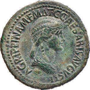 210 SESTERZIO gr.29,7 D/Busto di Agrippina a d.
