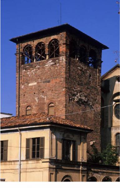 Campanile della chiesa di S. Maurizio al Monastero Maggiore Milano (MI) Link risorsa: http://www.lombardiabeniculturali.