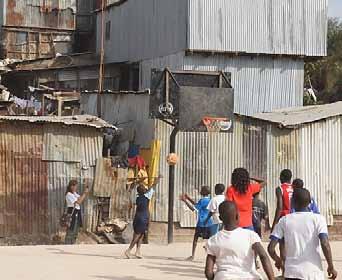 Nello slum di Mathare, zona d intervento del progetto, si stima vivano 95.000 persone.