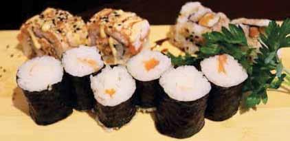 uramaki + 5 sashimi) B3S Misto sushi sashimi solo salmone (3 nigiri + 3 uramaki + 5