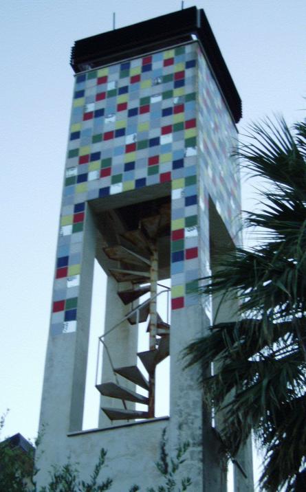 FRA BERNARDO: statua in cemento, ubicata al Pantanello, costruita da Girlando Politano nel 1957, raffigura il Frate Venerabile Bernardo, dell ex Convento