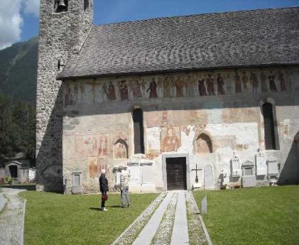 Proseguiamo fino a PINZOLO anche qui vale la pena di fermarsi a visitare la chiesa