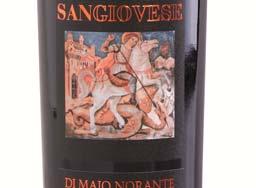 SANGIOVESE IGT TERRA DEGLI OSCI Vino Rosso Martarosa Ramitello Sangiovese Età media dei vigneti 22 anni mese.