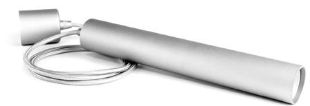 ELEGANZA MINIMAL Un lampadario a tubo, realizzato in alluminio verniciato, che offre una morbida luce diffusa; ideale per installazioni in serie e in gruppo, in negozi, ristoranti/bar, cucine e