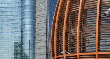 Innovation and Functionality In the auditorium of the Unicredit Pavilion at piazza Gae Aulenti in Milan,