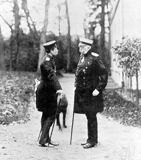1888: muore Guglielmo I, il figlio Guglielmo II è più aggressivo in politica estera.