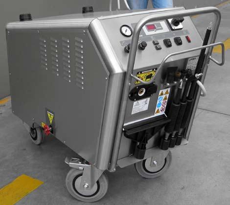 Generatore di vapore IVP Vesuvio IVP Vesuvio Carrozzeria INOX AISI 304. Ruote idonee per uso in ambienti alimentari con freno di stazionamento.