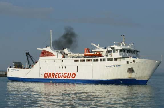 Nel 2002 la Moby Blu fu posta in disarmo; nel 2004 il Planasia fu spostato in Sardegna e l Isola di Capraia sulla linea Termoli Isole Tremiti.