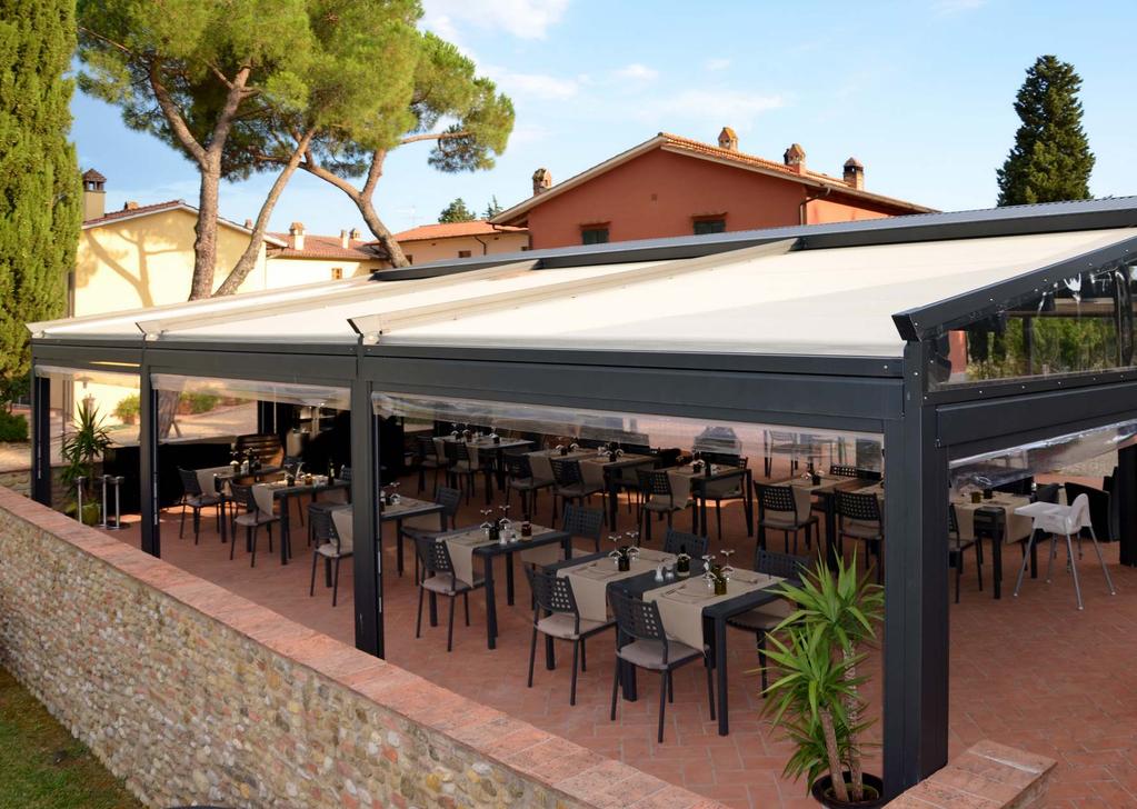 PERGOSPACE pergola e gazebo Struttura a pergola da addossare a parete o nella versione gazebo autoportante; realizzata con montanti in tubulare di alluminio 70x120 mm e guide in tubolare di alluminio