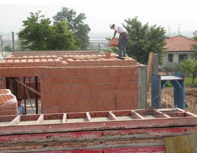 Lavori in altezza in assenza o