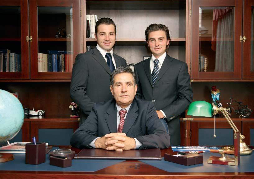 Nella foto: da sinistra, Salvatore, Pietro e Antonio Ranieri Il marchio Ranieri nasce a Soverato intorno alla fine degli anni 60 dall attività imprenditoriale del più grande dei fratelli Pietro