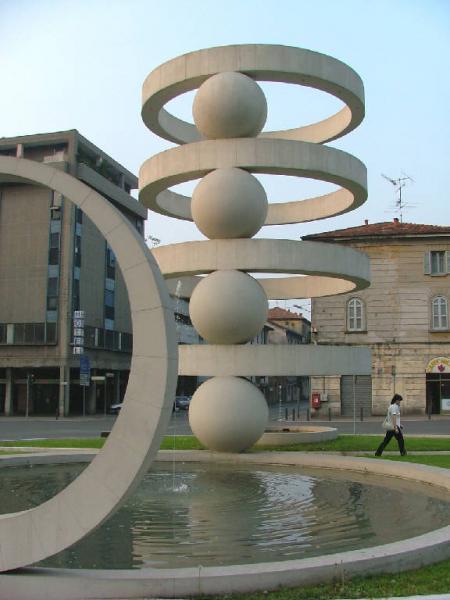Fontana per il Piazzale Corsica a Camerlata, Como http://www.