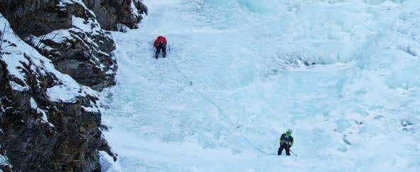 ATTIVITÀ PER TUTTA LA STAGIONE INVERNALE CORSO DI ARRAMPICATA SU GHIACCIO Escursione guidata organizzata da RabbiVacanze in collaborazione con le Guide Alpine Val di Sole L arrampicata su ghiaccio è