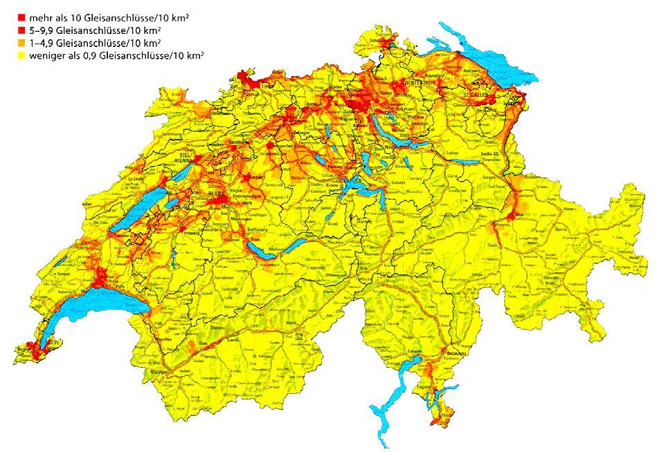 anche se sono di proprietà privata e quindi non appartengono all infrastruttura ferroviaria così come intesa dalla legge federale sulle ferrovie 26, assicurano ai raccordati l accesso alla rete