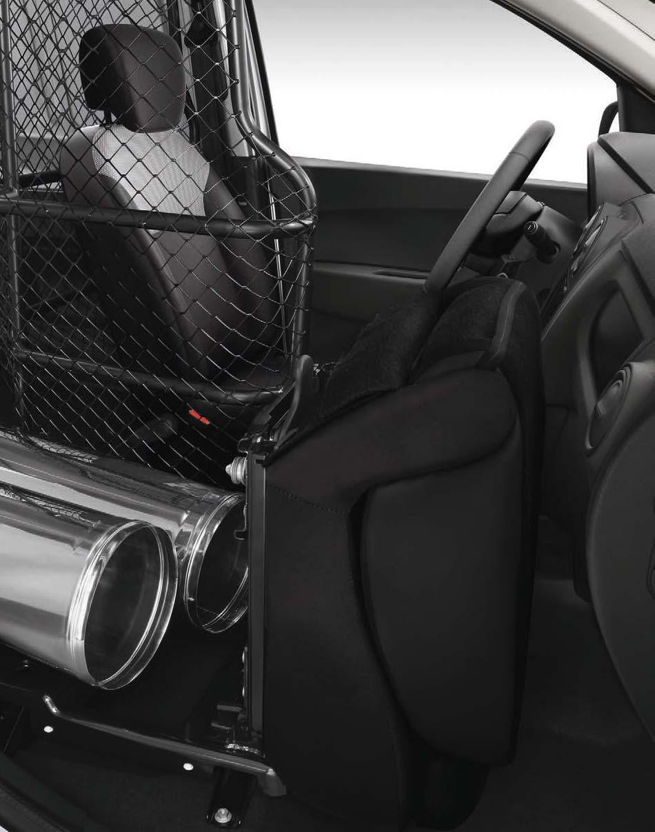 Si adatta a tutte le esigenze Il sedile passeggero Dacia Easy Seat* risponde a tutti i tuoi bisogni. In posizione ripiegata funge da ufficio mobile.