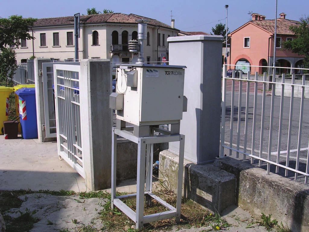 INTRODUZIONE La qualità dell aria nel comune di Pieve di Soligo era già stata valutata tramite due campagne di monitoraggio eseguite con stazione rilocabile posizionata in Via degli Alpini dal