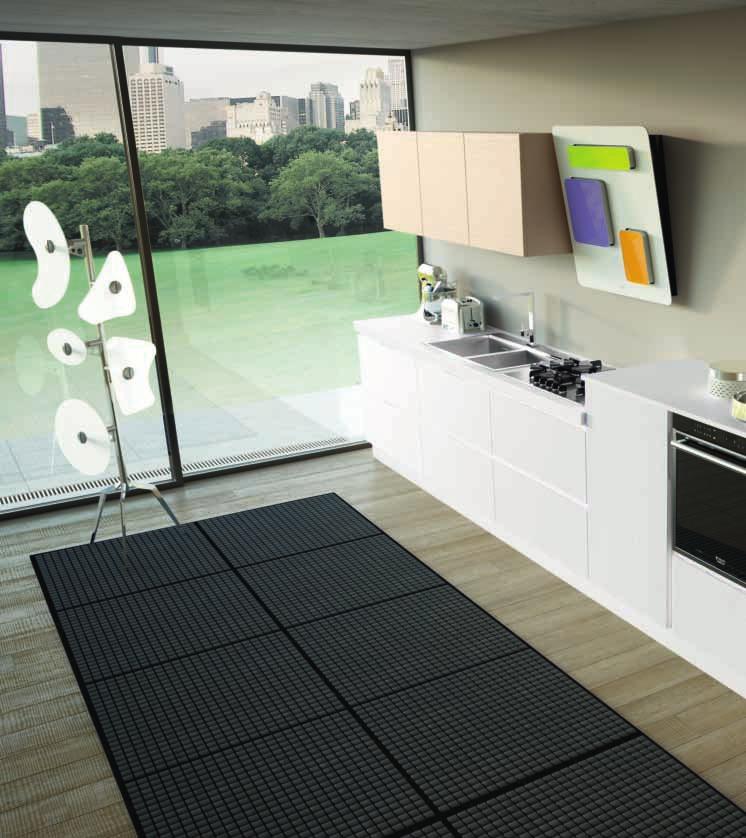 bianco e avena una cucina giovane e dinamica dal design lineare e moderno.