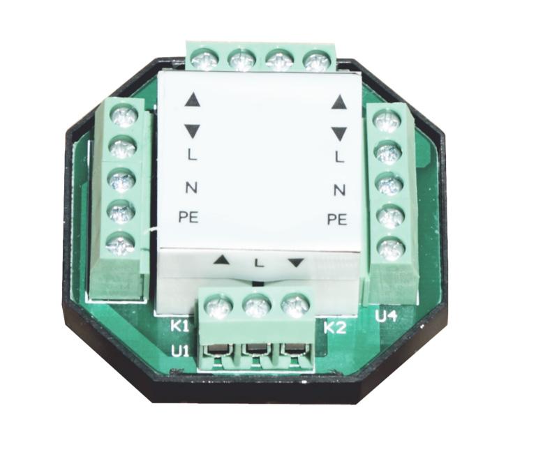 MOD centralina per motori tubolari 230 Vac POTENZA MASSIMA IN USCITA 1350 W max TEMPERATURA D ESERCIZIO -10 C +65 C GRADO DI PROTEZIONE IP 44 51 x 51 x 23 mm Permette il raggruppamento di