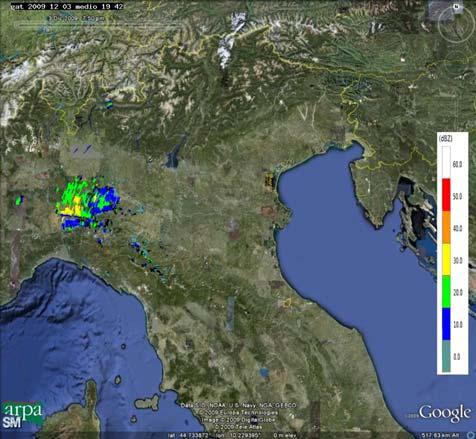 + 12 h (a destra) Mappe di riflettività del 03/12/2009 alle 19:42 UTC (a sinistra) e alle 23:42 UTC (a destra).