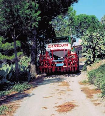 larghezza di lavoro di mt. 4.20.