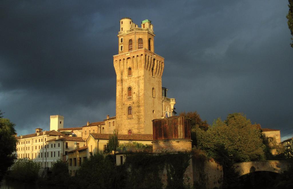 perche studiare a padova Certamente tra le più antiche e prestigiose Università d Europa, Padova è un grande ateneo multidisciplinare che punta su una formazione professionalizzante ma dalle solide