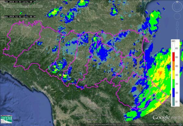 Figura 5: Mappe di riflettività del 03/12/2014 alle 04:15 UTC (a sinistra) ed alle 05:15 UTC (a destra).