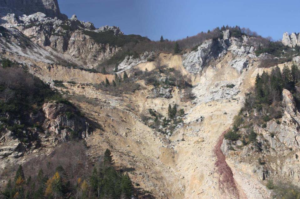 La nicchia di distacco Da Relazione sui sopralluoghi