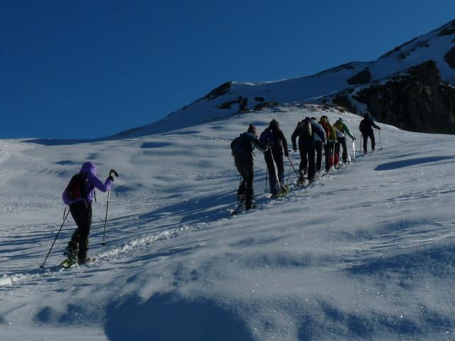 Con il patrocinio di UISP VERDEAZZURRO Programma Ciaspole per Tutti proposto da MacignoVivo Trekking per le Vacanze di Natale 2013 da sabato 21/122013 a lunedì 6/01/2014 Sabato 21 Tracce Bianche a