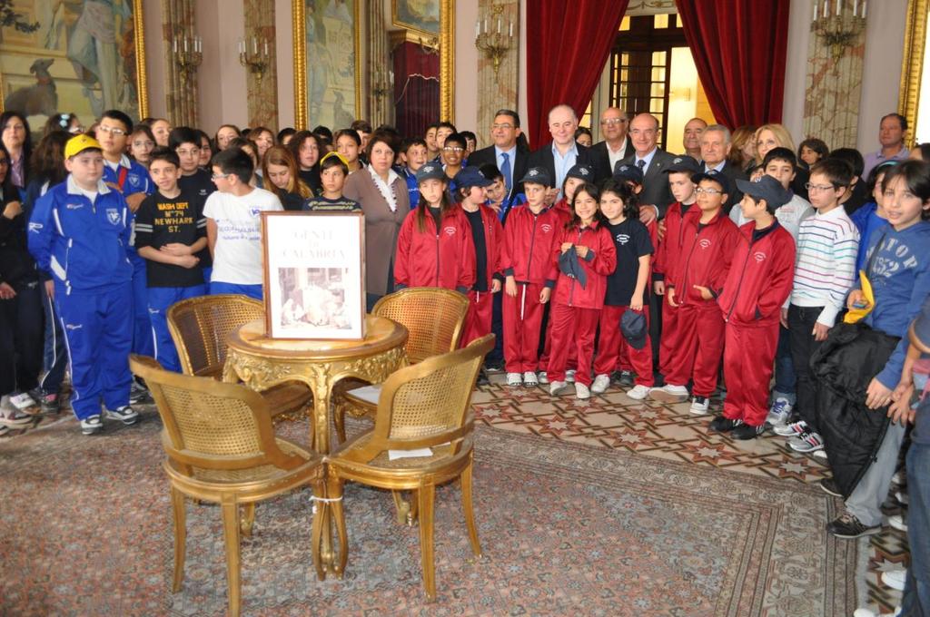 Dai vari lavori è emerso il desiderio di una società fondata sul senso civico, sul rispetto dei valori morali, dove diritti e doveri sono osservati da tutti.