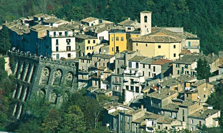 Il 2017 è l anno dei borghi, ecco quelli da salvare in Centro Italia Danneggiati da terremoti o altre calamità, ma ricchi di storia e cultura.