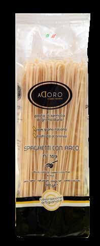 Gli spaghetti e i bucatini con arco possono accompagnare ogni tipo di condimento.