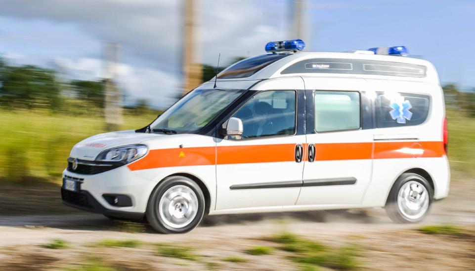 Ambulanza Fiat Doblo Maxi XL 2018 Trasformazione su base FIAT DOBLO MAXI Versione con allestimento esterno