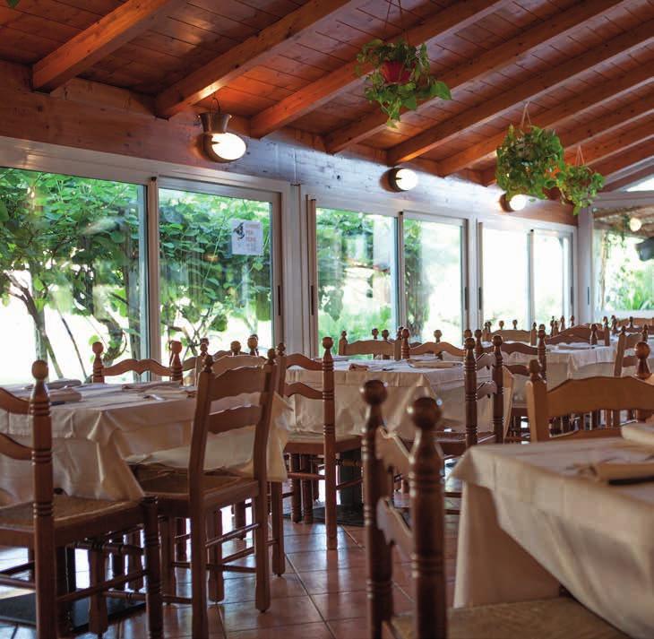 Nuova sala cerimonie e giardino Entrambe gli ambienti forniscono un immagine curata e professionale.