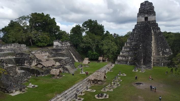 e uniche nel loro genere. Pranzo. Trasferimento alla partenza. Volo di linea per Guatemala Città. Assistenza e pernottamento.