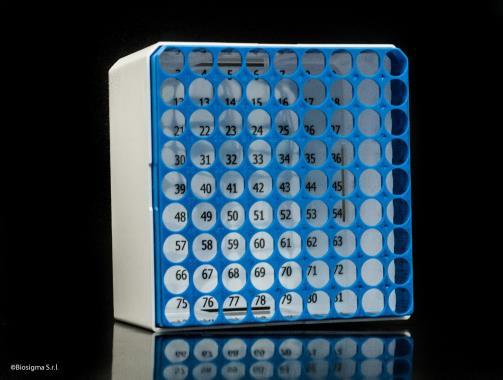 With numerical bottom grid Vial-picker per facilitare l estrazione delle provette per criogenia Cryogen dal Box, fornito