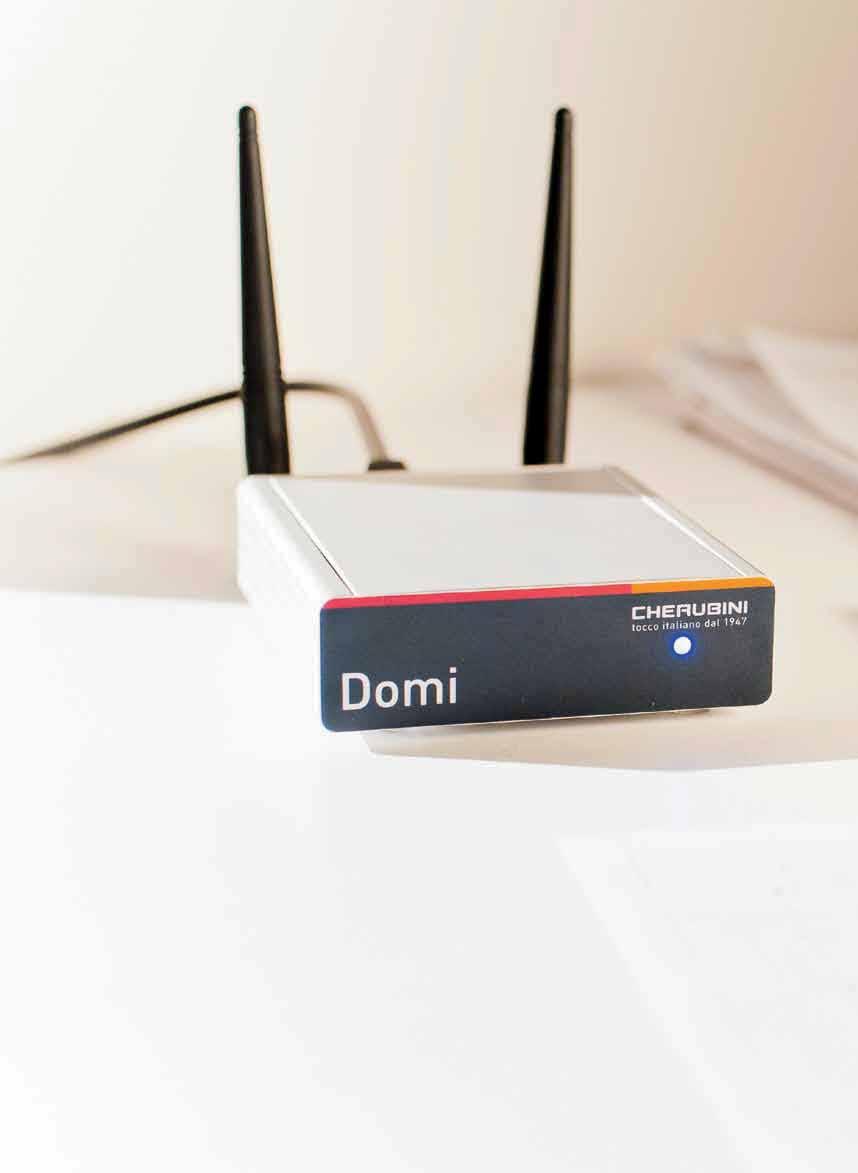 DOMI Sistema domotico Wi-Fi DOMI CRC Alimentazione Potenza assorbita Frequenza di trasmissione Codifica Portata in spazio aperto Temperatura di funzionamento Dimensioni (escluso antenne) Peso con