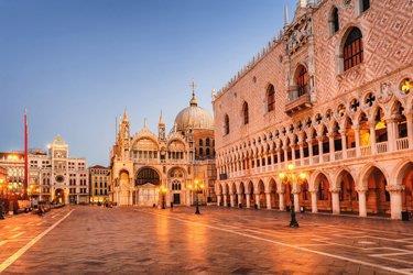 1 GIORNO- Venezia 1 tappa: Piazza San Marco è il primo posto che viene in mente a tutti quando si parla di Venezia.