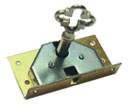 Sostituisce la bocchetta originale della serratura, riducendo il rumore e la manutenzione. Compatibile con serrature Yale, Viro, Iseo e altre. Modello = DX o SX ID612 185.400.10000 DX 56,60 PZ 185.